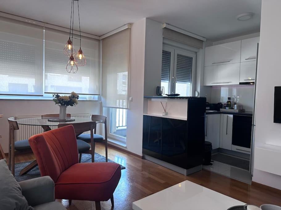 Apartman Pionirska Dolina SJJ Extérieur photo